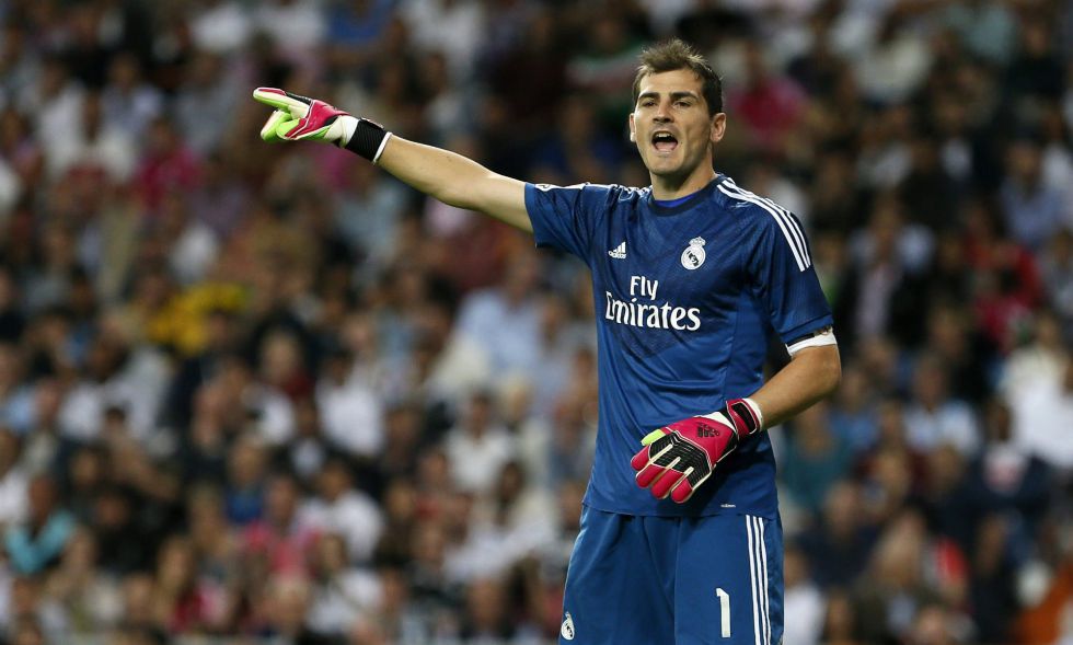 Casillas fue ovacionado por su gran actuación ante el Athletic.