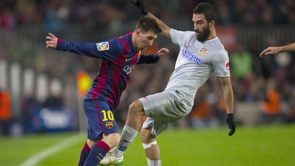 Messi y Arda los dos protagonistas del partido.