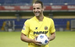Soldado vuelve a la liga española, y lo hará con la camiseta del submarino amarillo. Puede aportar alrededor de quince importantes goles.