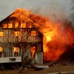 casa en llamas